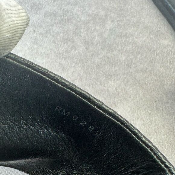 Givenchy 4G Black Embossed Textured Black Slides 41 - Picture 12 of 16